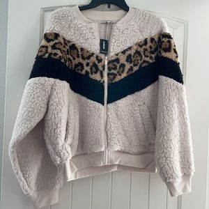 Express leopard chevron Sherpa zip
